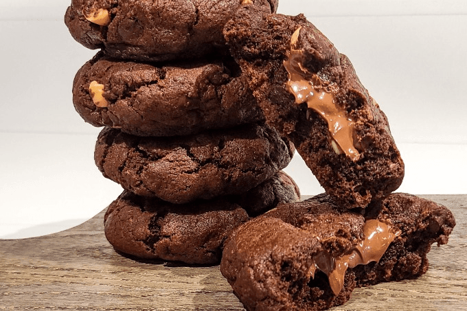 Canova Nutella-Stuffed Chocolate Chunk Cookie