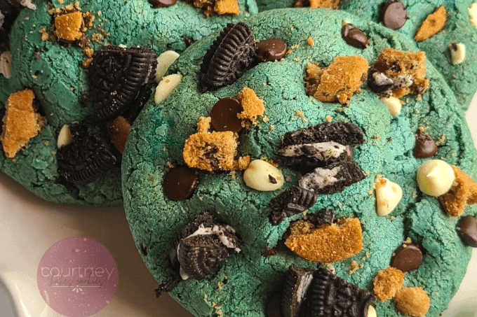 Canova Monster Cookie