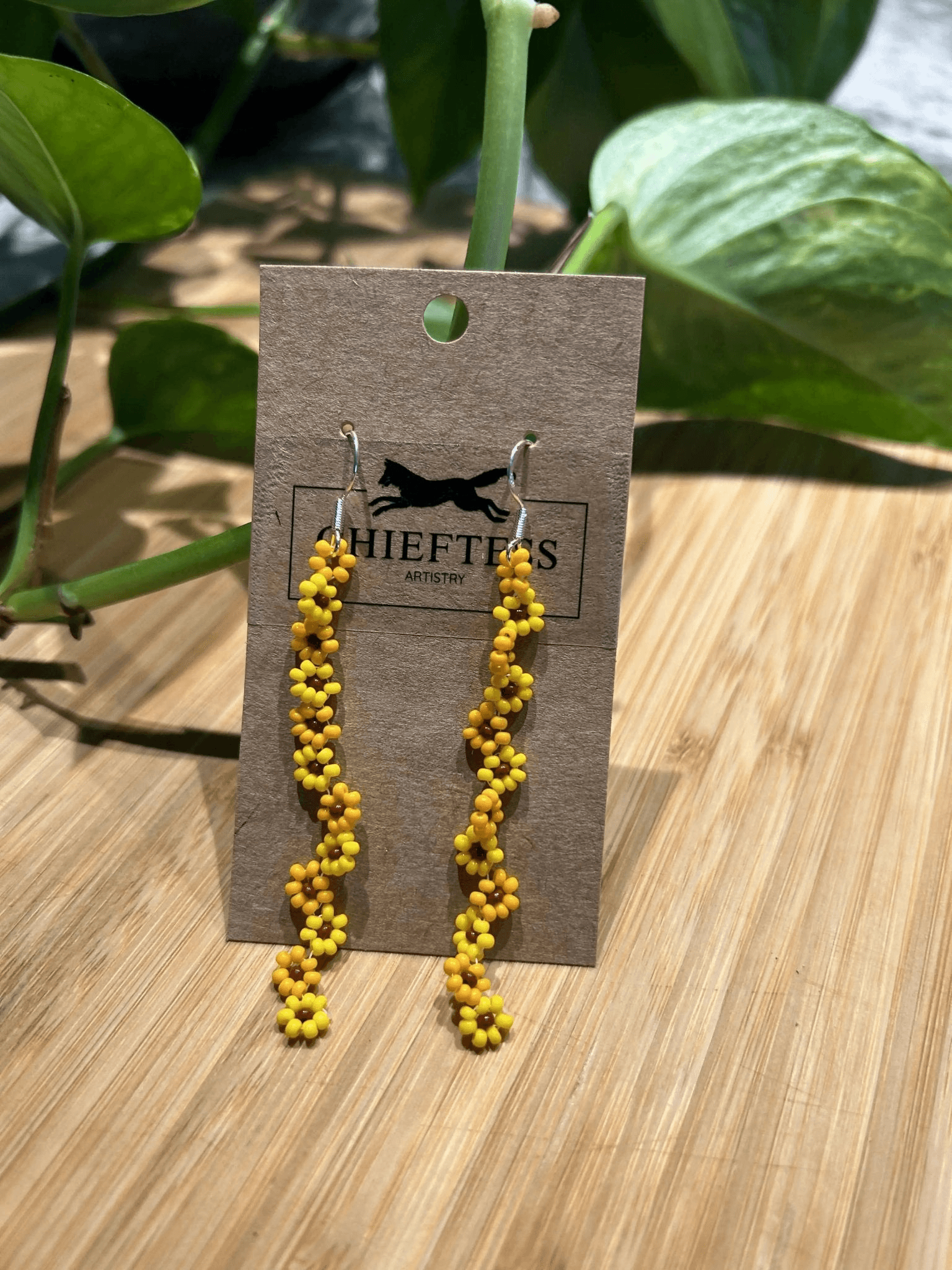 Pure Wash DAISY CHAIN: Floral Beaded Earrings