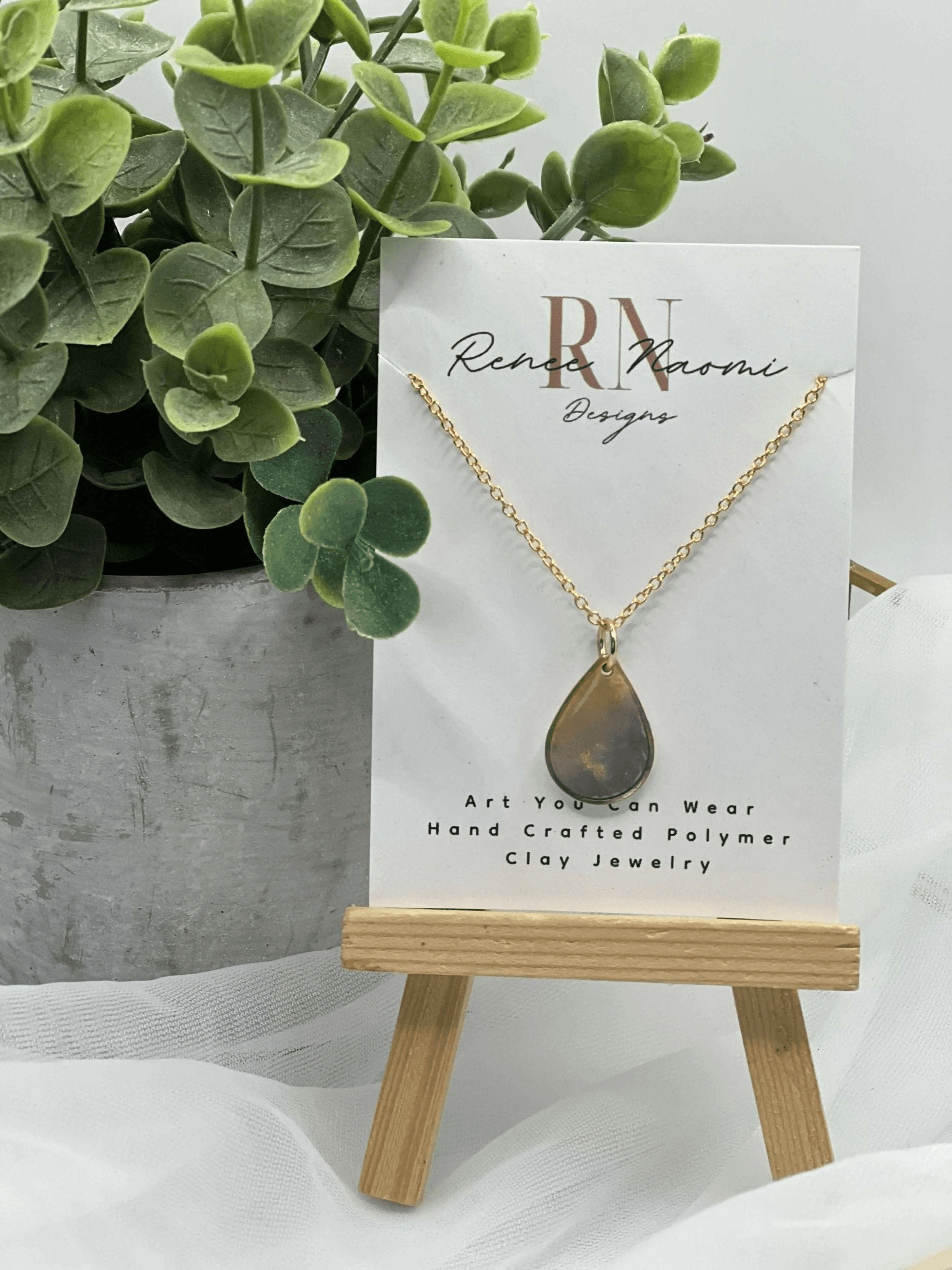Mocha Mini Teardrop Pendant